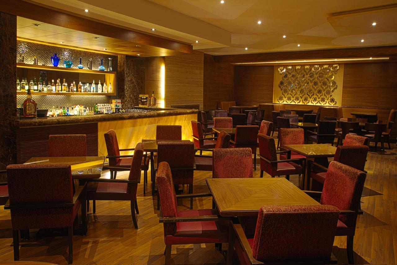 The Classique Club Мумбаи Экстерьер фото
